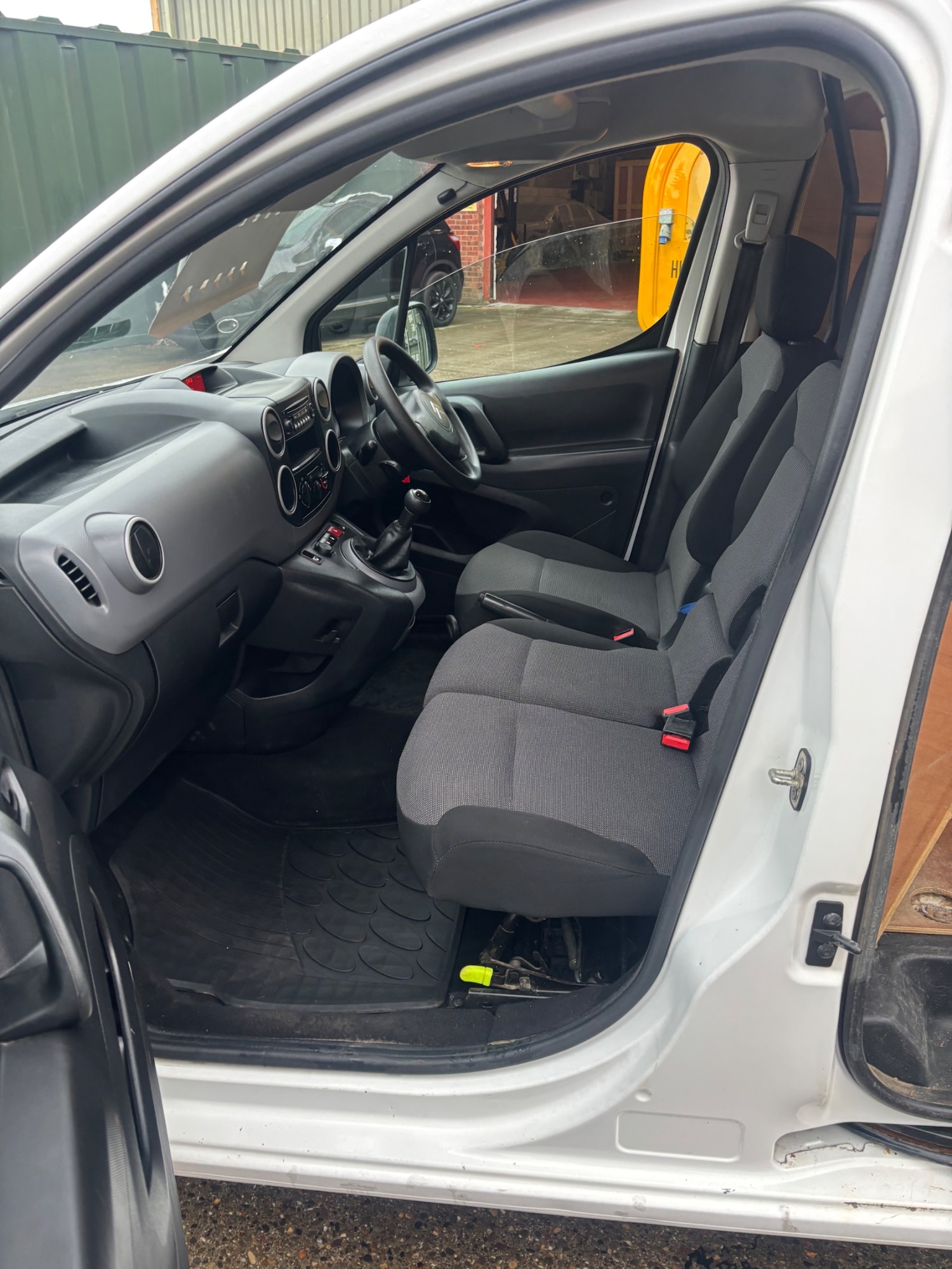 Used Citroen Berlingo 2017 for sale - 76690726: Photo 15