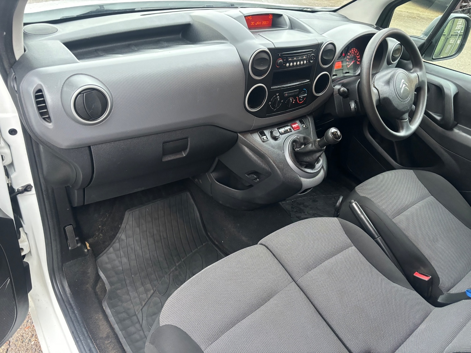 Used Citroen Berlingo 2017 for sale - 76690726: Photo 17