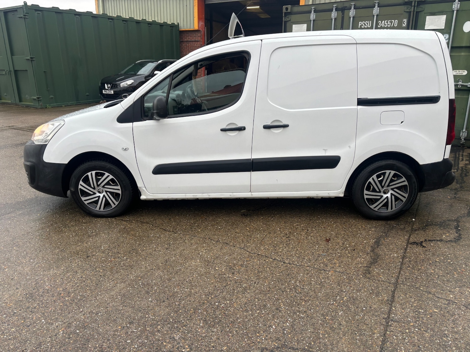 Used Citroen Berlingo 2017 for sale - 76690726: Photo 6