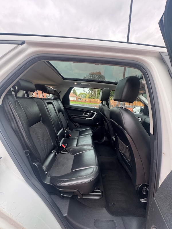 Used Land Rover Discovery Sport 2016 for sale - 76311108: Photo 10