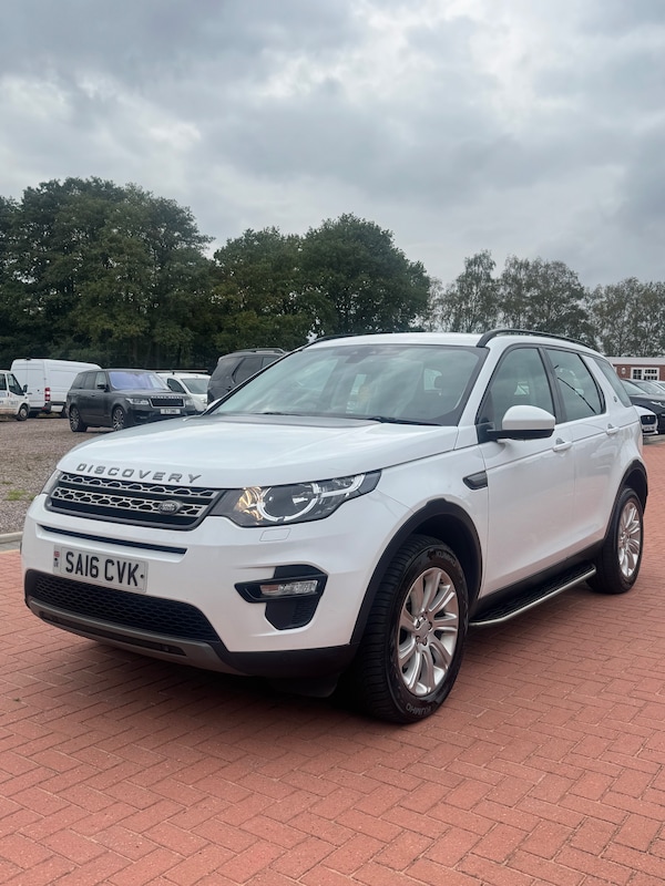 Used Land Rover Discovery Sport 2016 for sale - 76311108: Photo 2