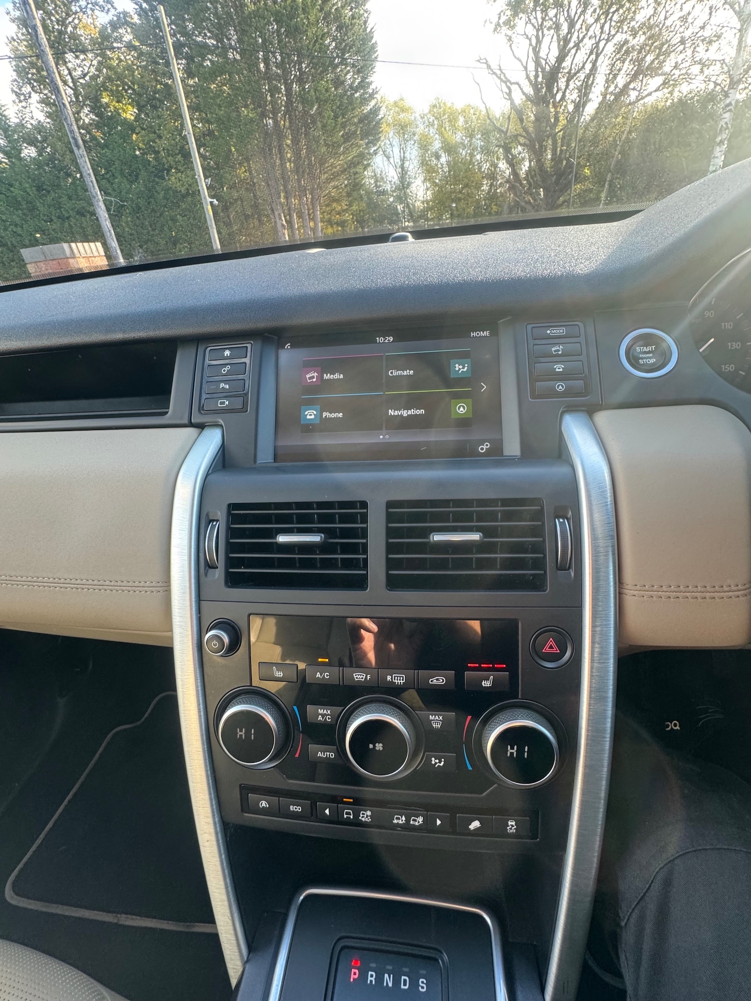 Used Land Rover Discovery Sport 2017 for sale - 76334862: Photo 12