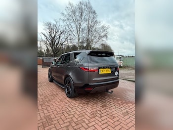 Used Land Rover Discovery 2021 for sale - 77494932: Photo