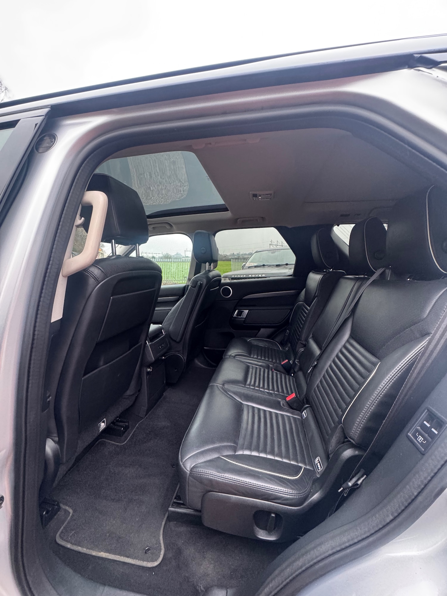 Used Land Rover Discovery 2019 for sale - 77247865: Photo 11