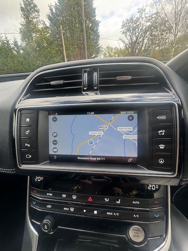 Used Jaguar XE 2015 for sale - 76177218: Photo 17