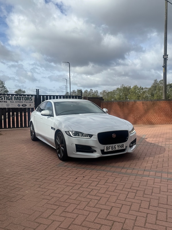Used Jaguar XE 2015 for sale - 76177218: Photo 1