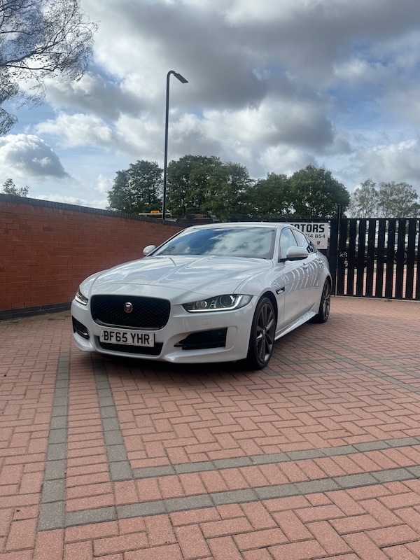 Used Jaguar XE 2015 for sale - 76177218: Photo 3