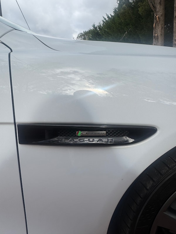 Used Jaguar XE 2015 for sale - 76177218: Photo 4