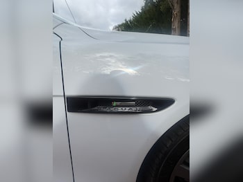 Used Jaguar XE 2015 for sale - 76177218: Photo 4