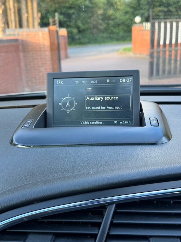 Used Peugeot 3008 2017 for sale - 75704418: Photo 16