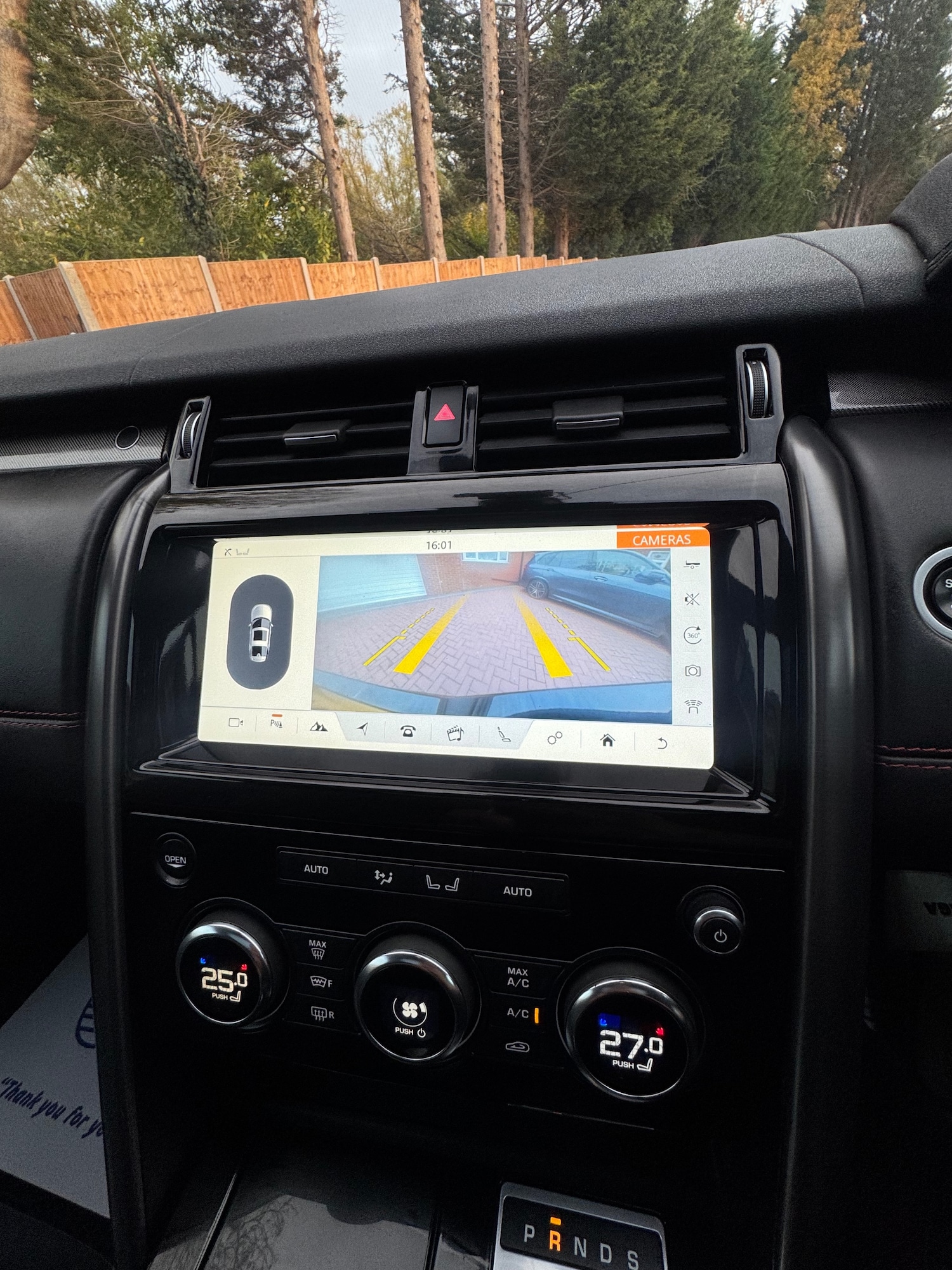 Used Land Rover Discovery 2017 for sale - 76437987: Photo 29