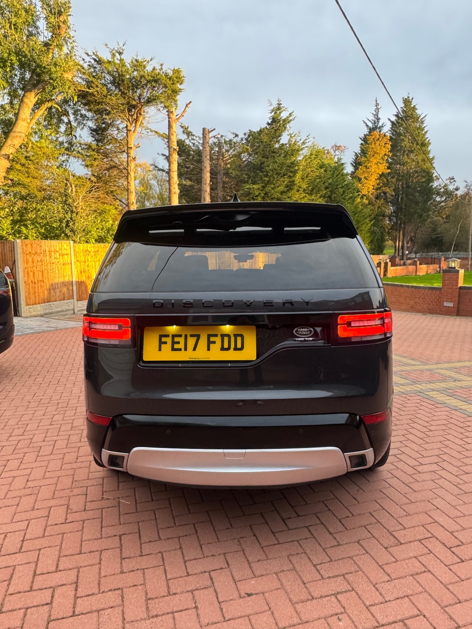 Used Land Rover Discovery 2017 for sale - 76437987: Photo 6