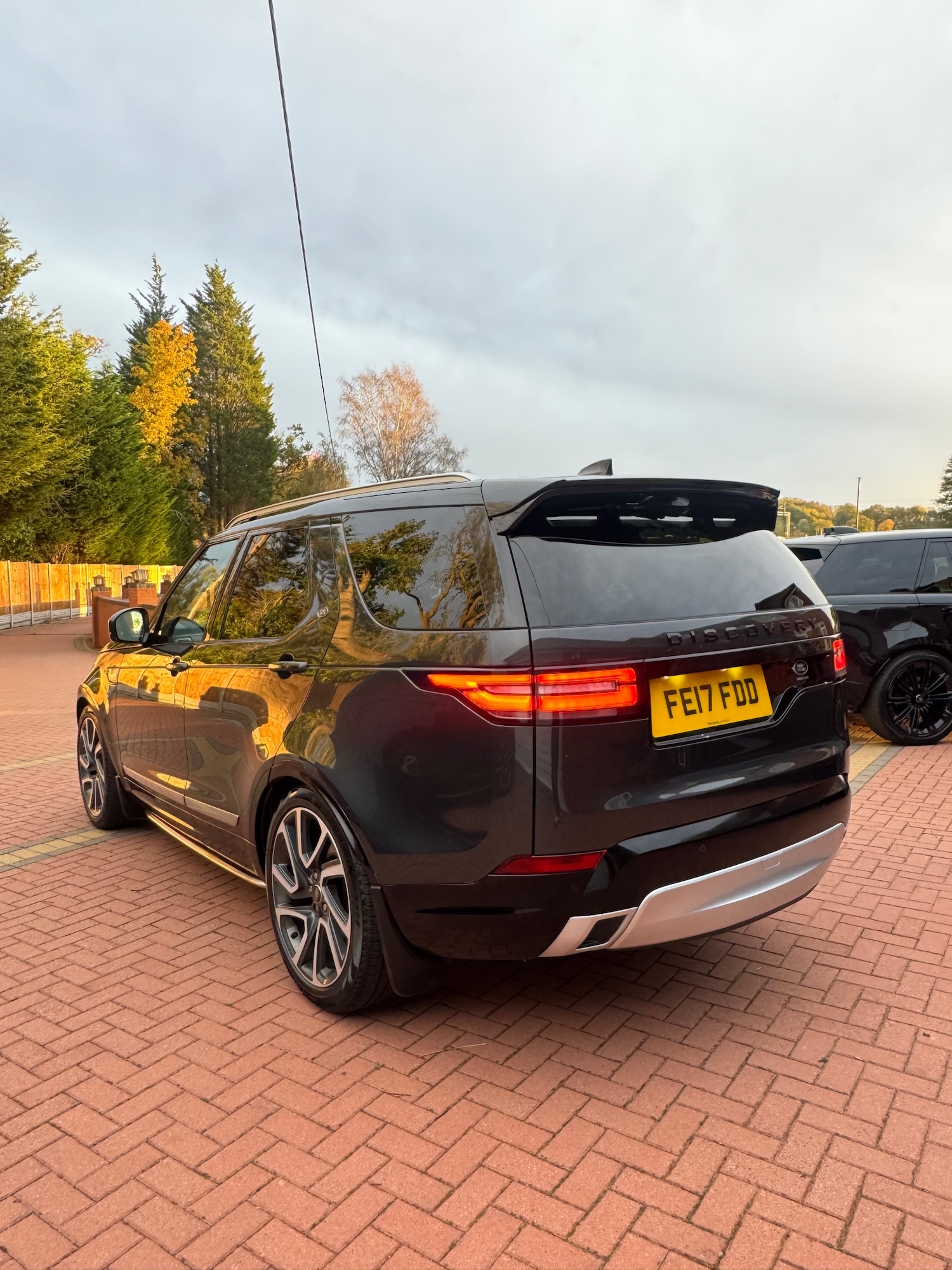 Used Land Rover Discovery 2017 for sale - 76437987: Photo 7