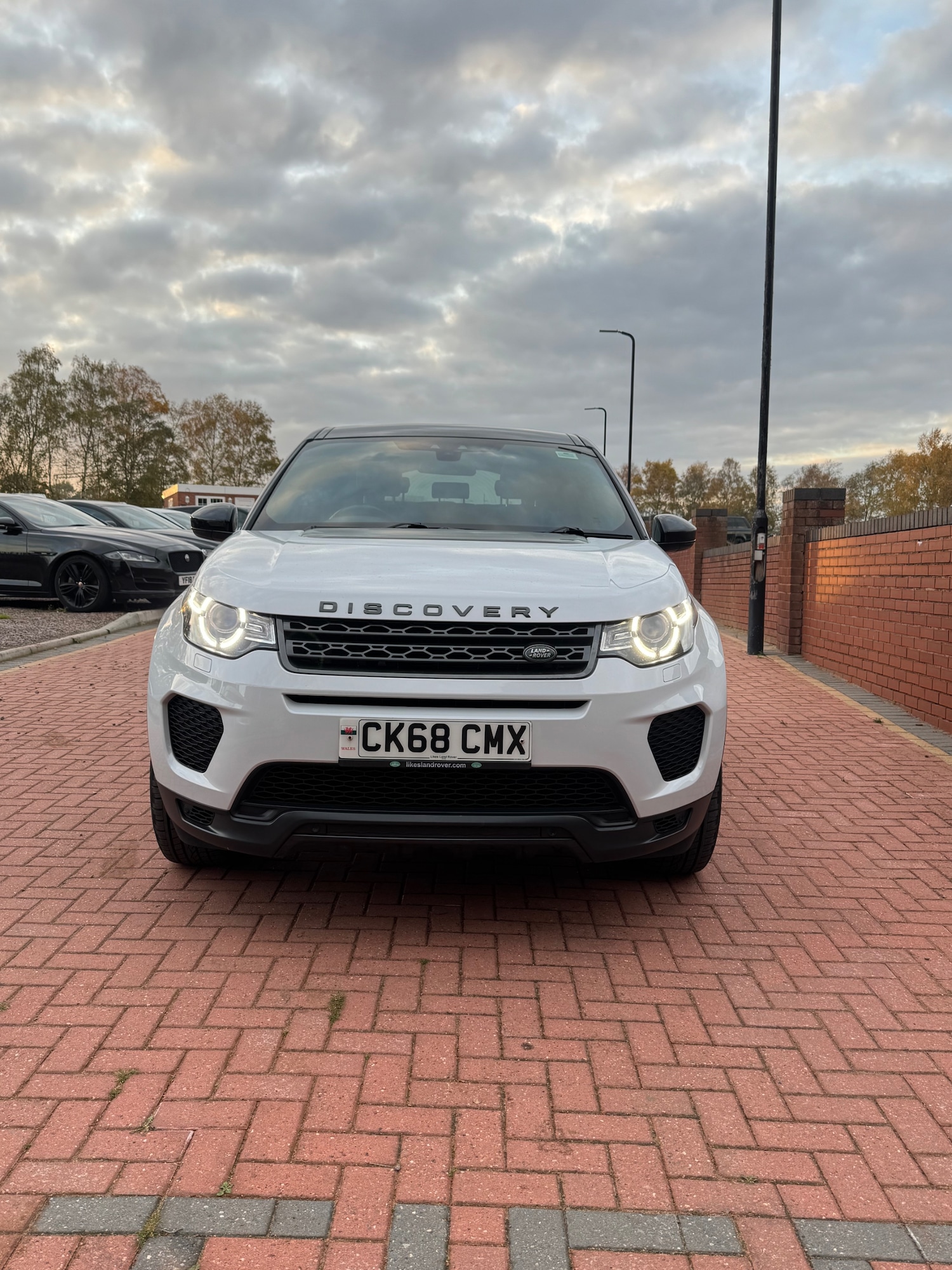 Used Land Rover Discovery Sport 2018 for sale - 76518093: Photo 1