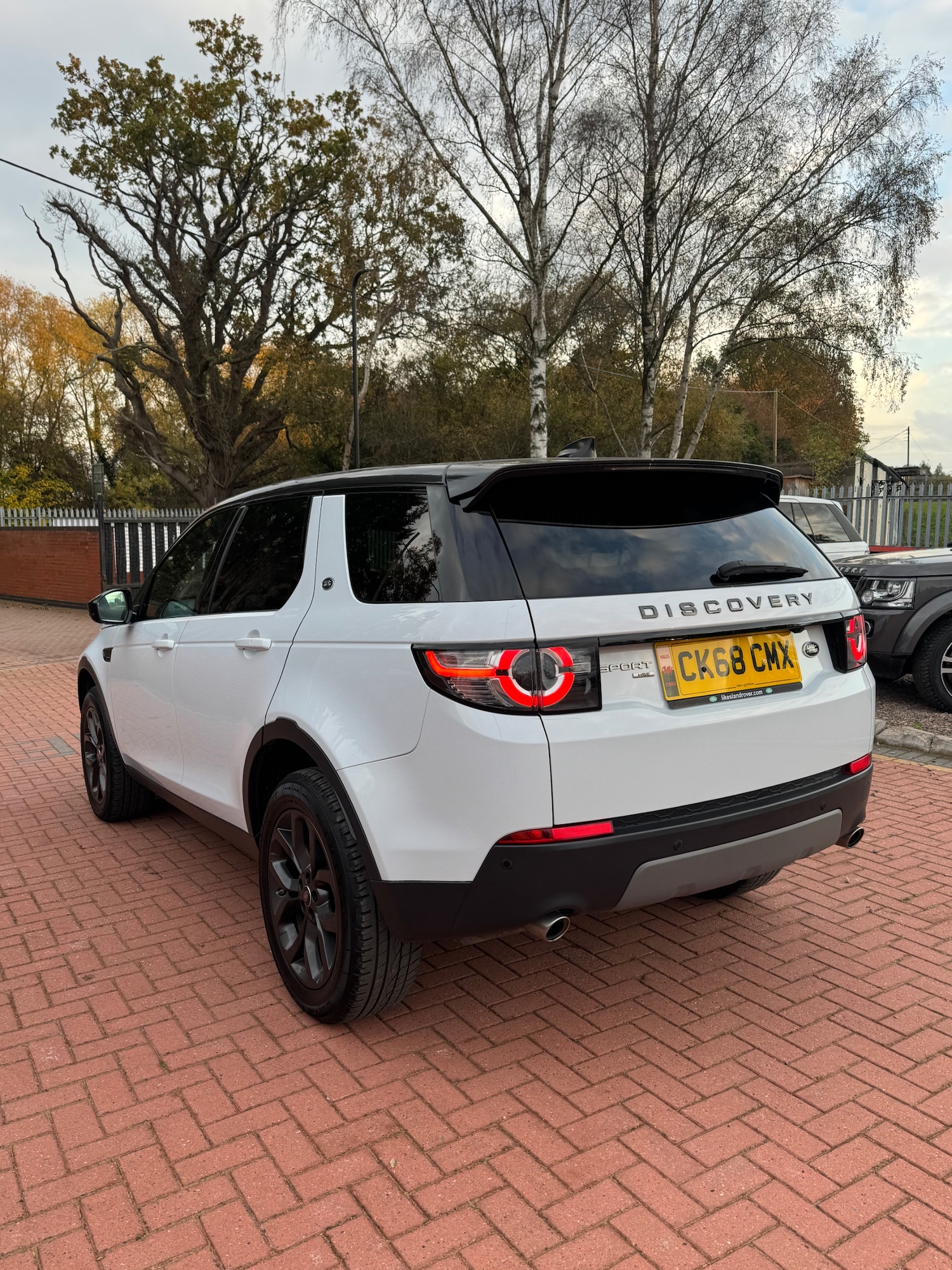 Used Land Rover Discovery Sport 2018 for sale - 76518093: Photo 5