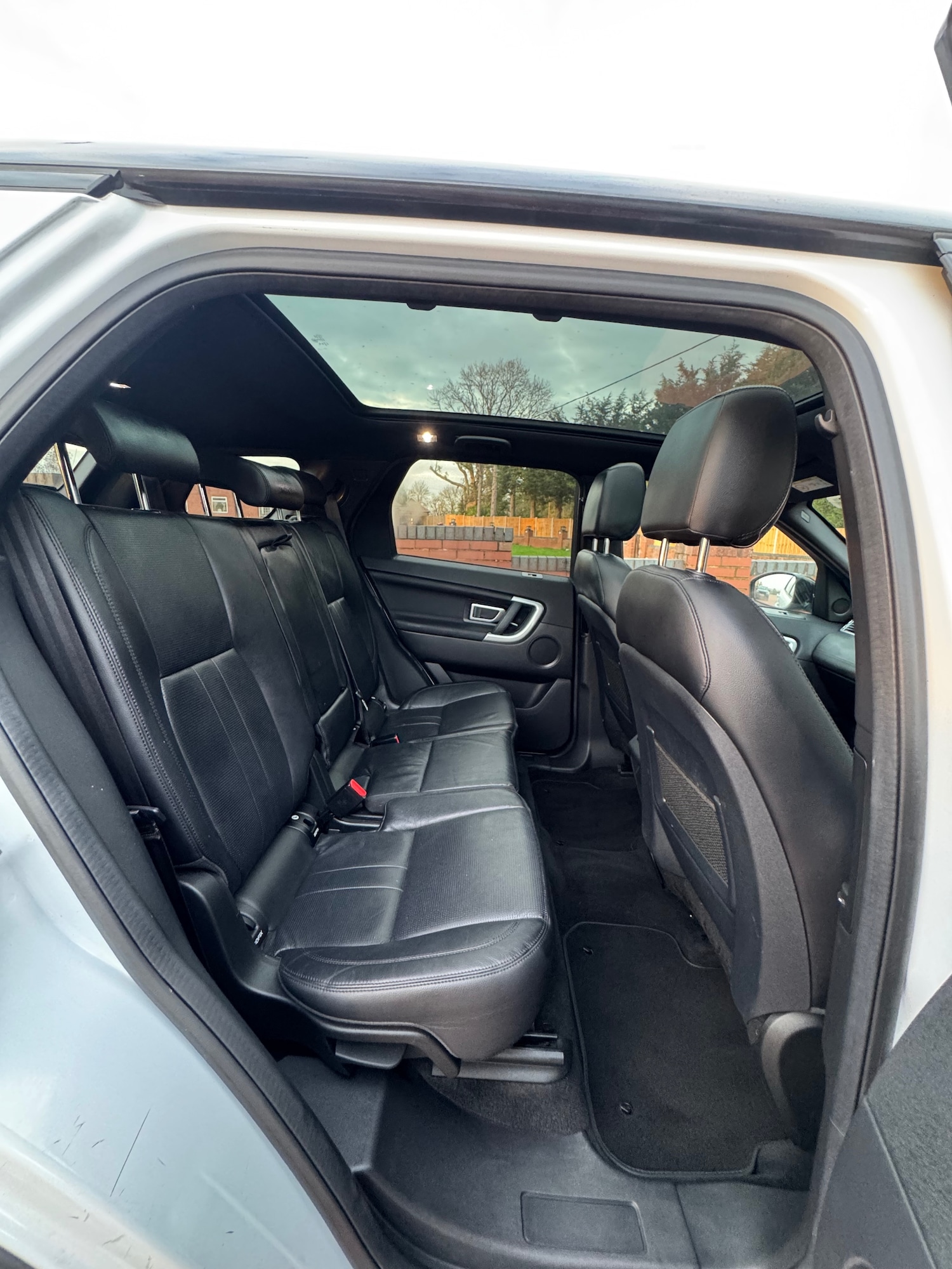 Used Land Rover Discovery Sport 2018 for sale - 76518093: Photo 9