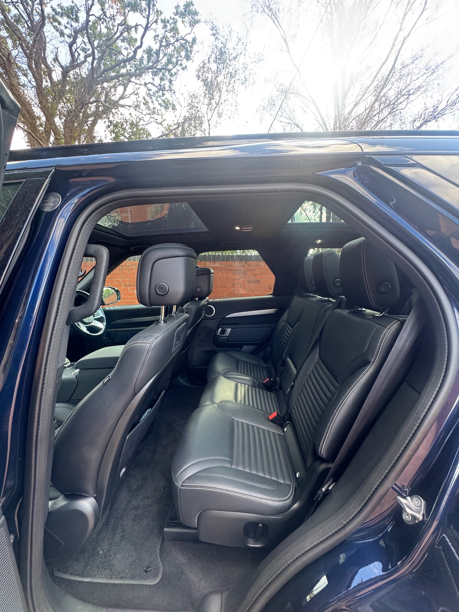 Used Land Rover Discovery 2021 for sale - 76097309: Photo 9