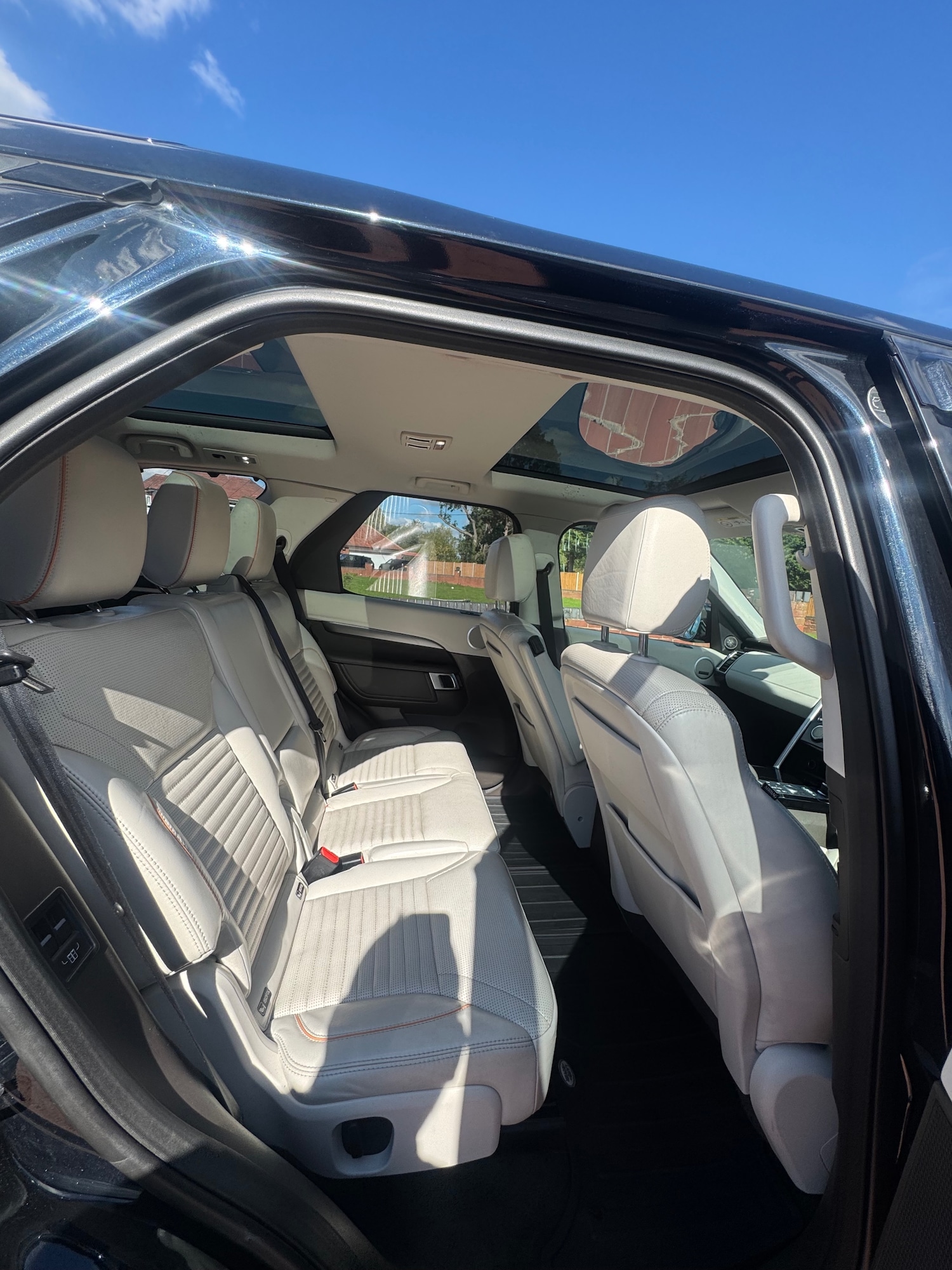 Used Land Rover Discovery 2017 for sale - 76058243: Photo 10