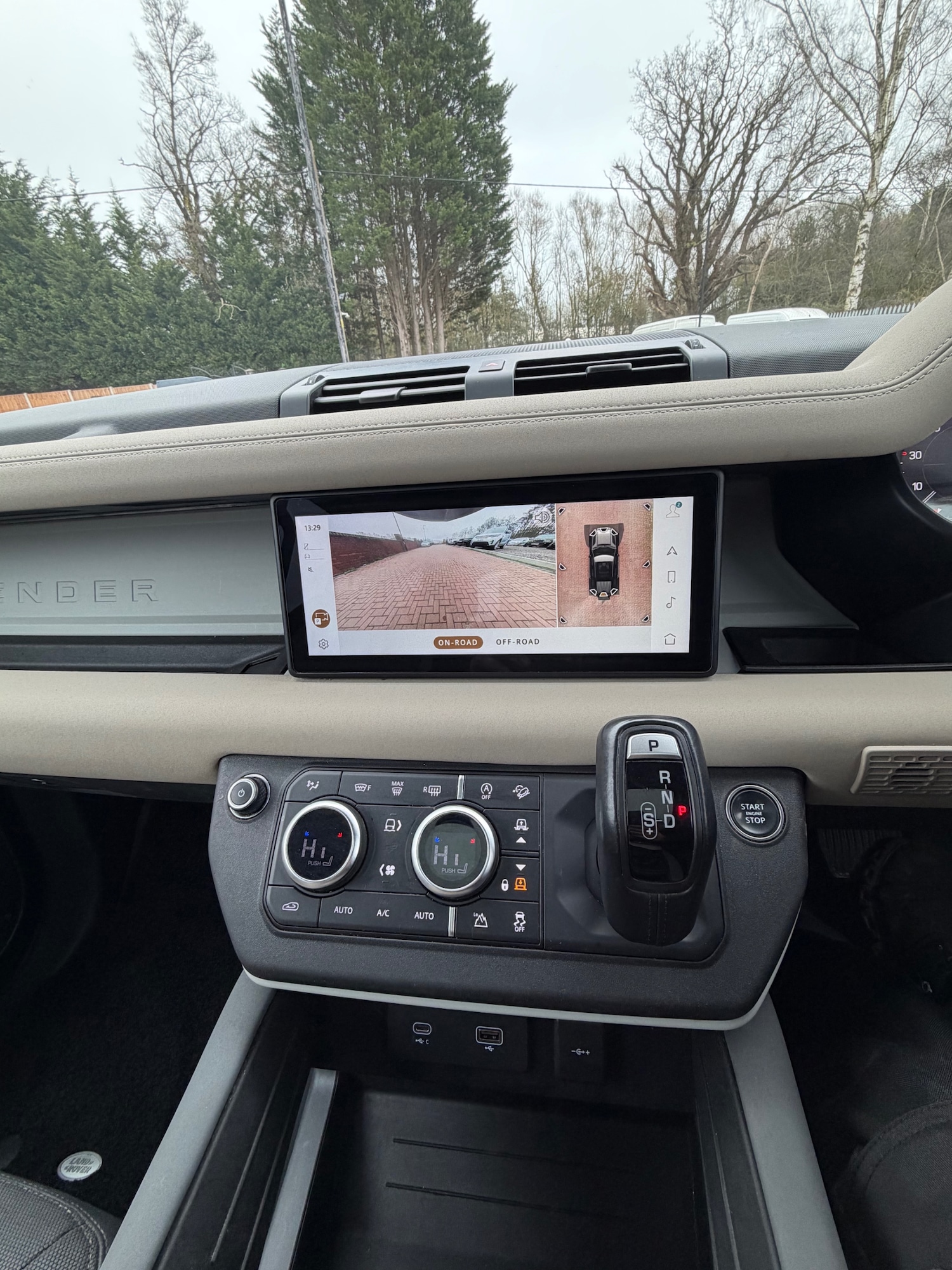 Used Land Rover Defender 2022 for sale - 77781546: Photo 16