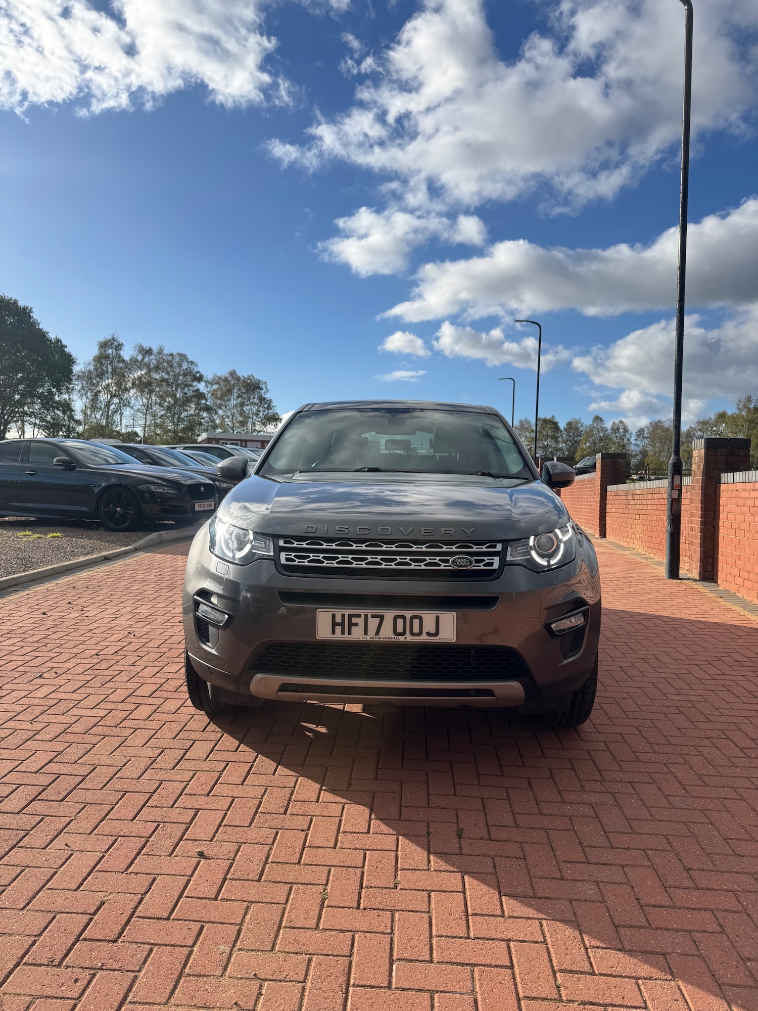 Used Land Rover Discovery Sport 2017 for sale - 76375423: Photo 1