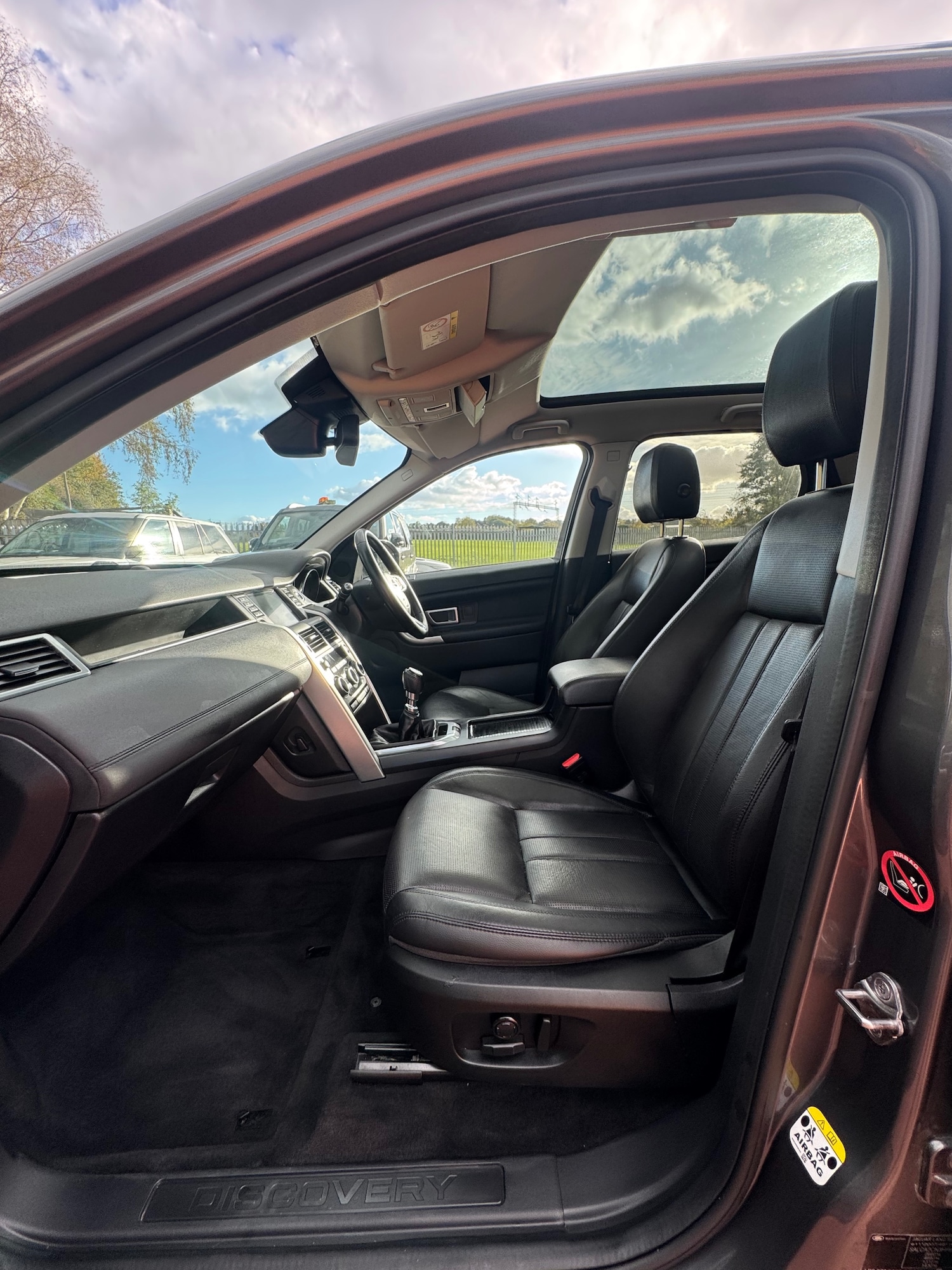 Used Land Rover Discovery Sport 2017 for sale - 76375423: Photo 8