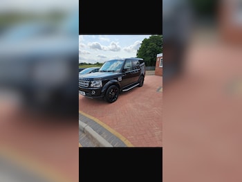 Used Land Rover Discovery 2015 for sale - 75705841: Photo