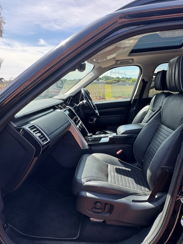 Used Land Rover Discovery 2017 for sale - 75702822: Photo 11