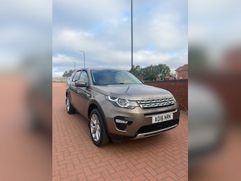 Used Land Rover Discovery Sport 2016 for sale - 79210880: Photo
