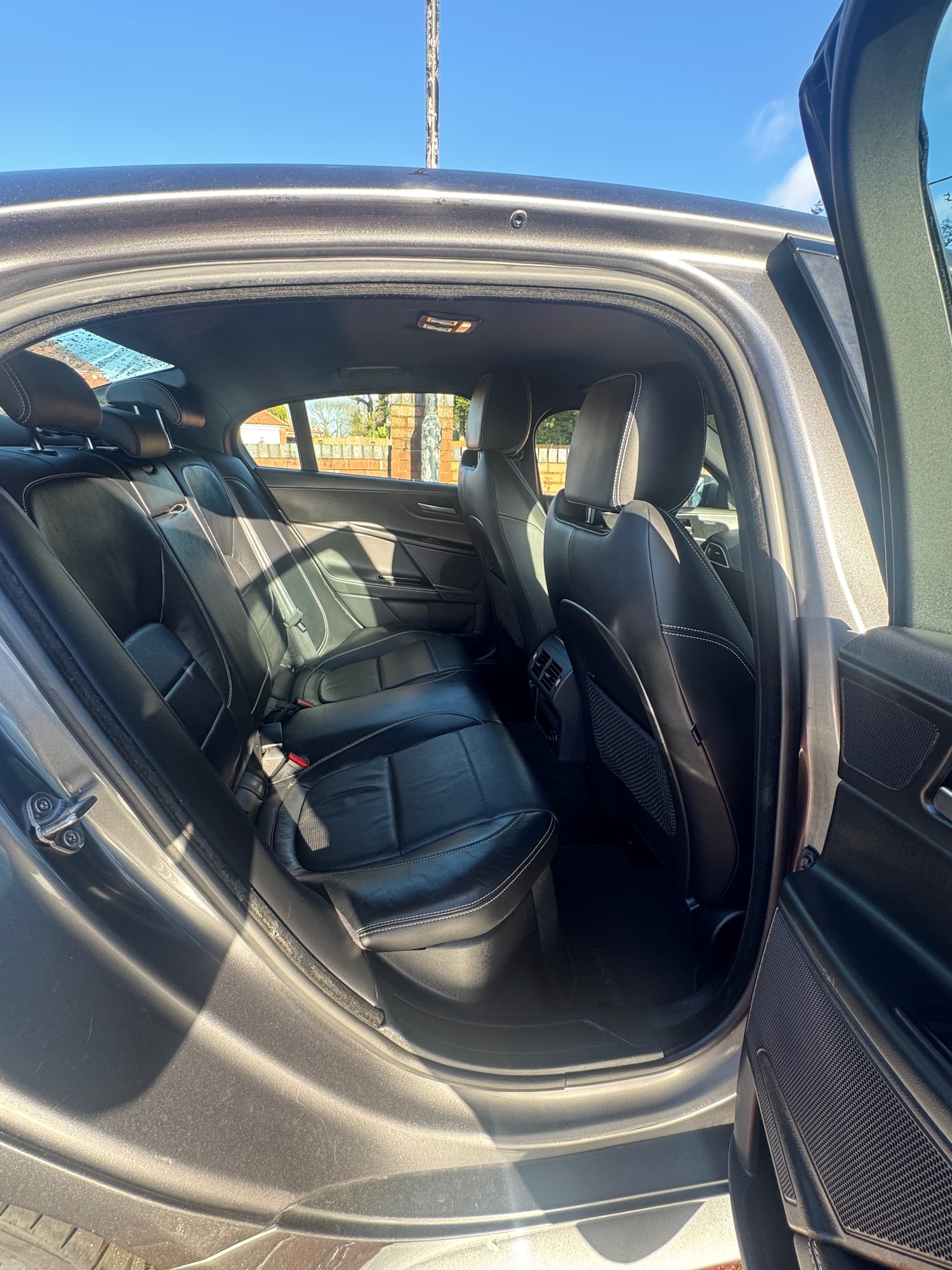 Used Jaguar XE 2017 for sale - 76669224: Photo 11