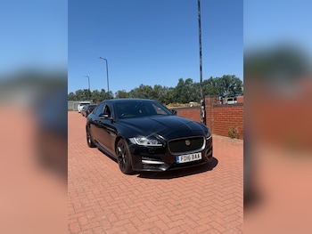 Used Jaguar XF 2016 for sale - 79190450: Photo