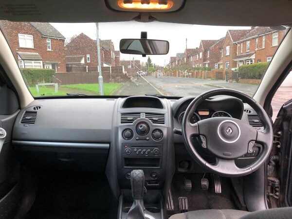 Used Renault Megane 2009 for sale - 75723363: Photo 9