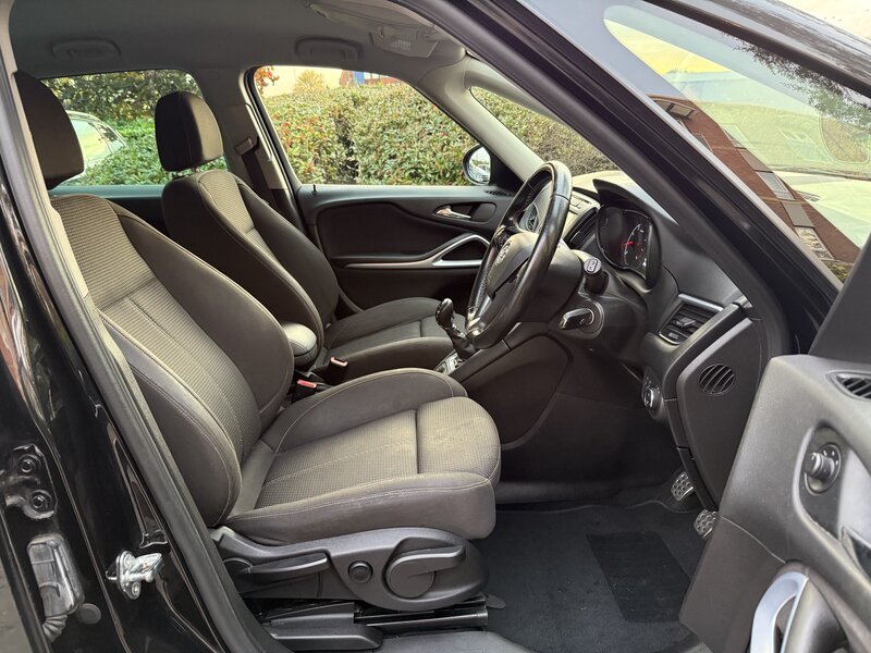 Used Vauxhall Zafira 2018 for sale - 76394957: Photo 19