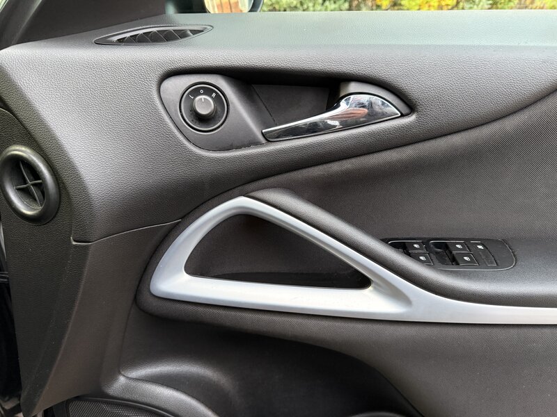 Used Vauxhall Zafira 2018 for sale - 76394957: Photo 26