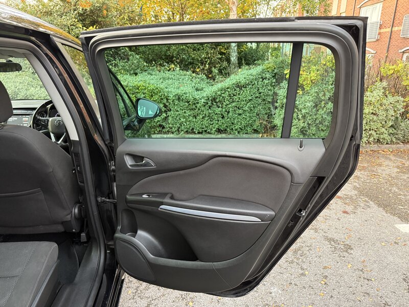 Used Vauxhall Zafira 2018 for sale - 76394957: Photo 28