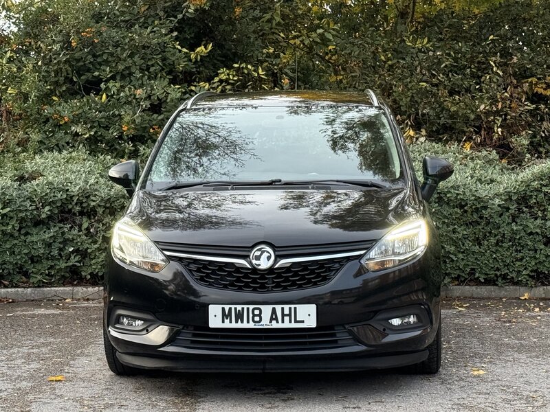 Used Vauxhall Zafira 2018 for sale - 76394957: Photo 3