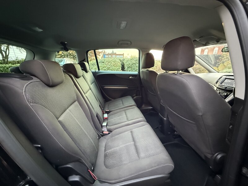 Used Vauxhall Zafira 2018 for sale - 76394957: Photo 31