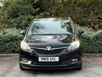 Used Vauxhall Zafira 2018 for sale - 76394957: Photo