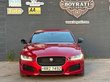Used Jaguar XE 2018 for sale - 79014247: Photo