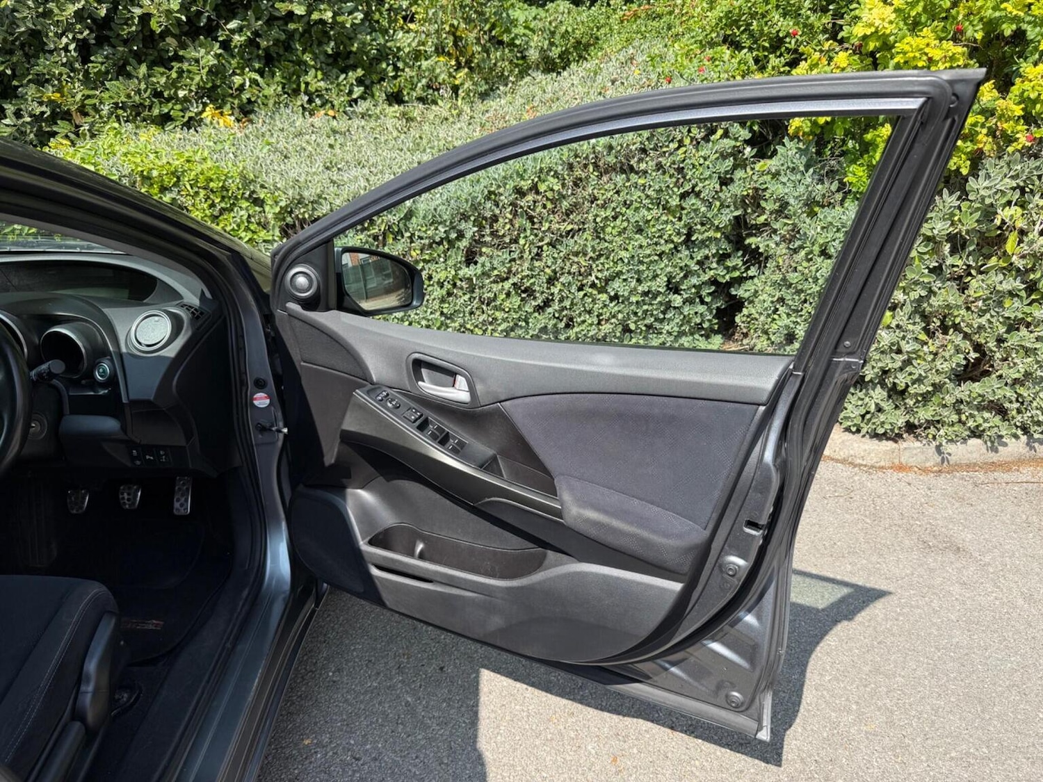 Vehicle 26