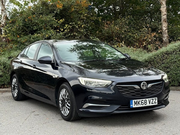 Used Vauxhall Insignia 2018 for sale - 75723348: Photo 1