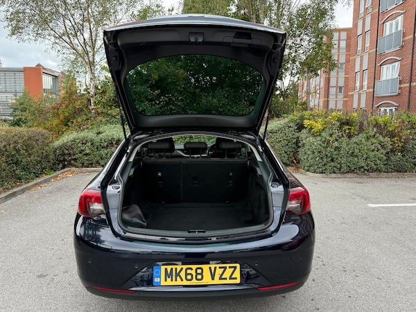 Used Vauxhall Insignia 2018 for sale - 75723348: Photo 25