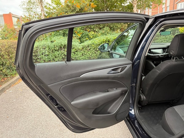 Used Vauxhall Insignia 2018 for sale - 75723348: Photo 30