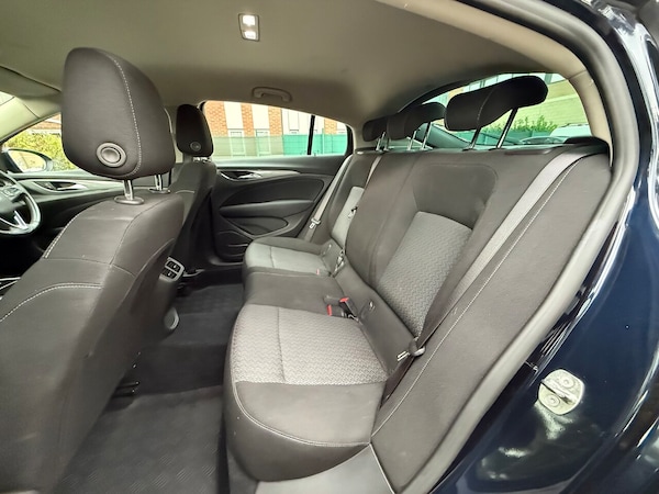 Used Vauxhall Insignia 2018 for sale - 75723348: Photo 38