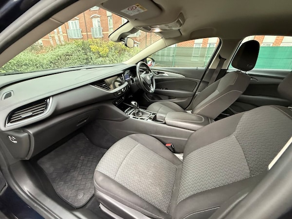 Used Vauxhall Insignia 2018 for sale - 75723348: Photo 48