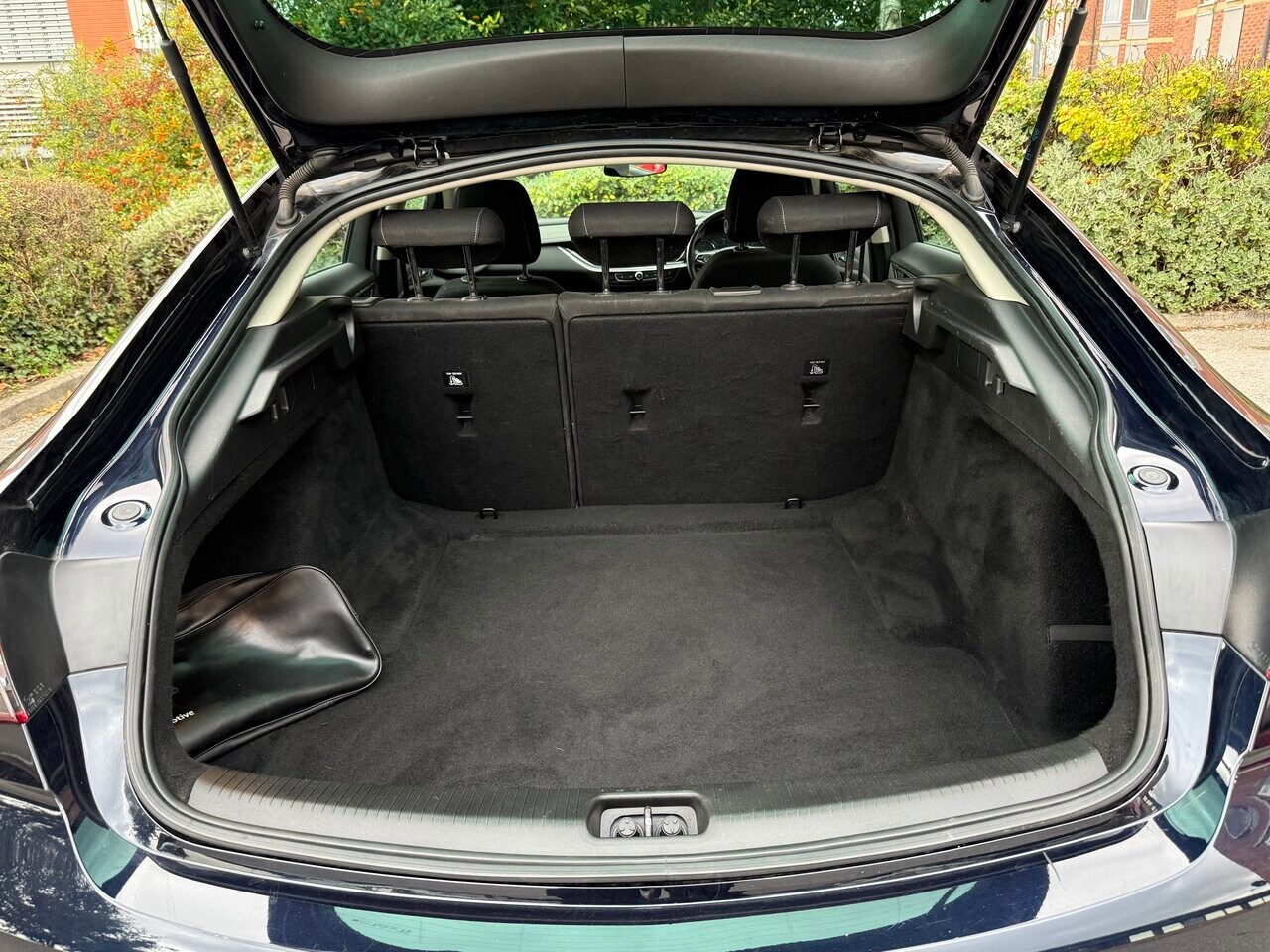 Used Vauxhall Insignia 2018 for sale - 78150194: Photo 25