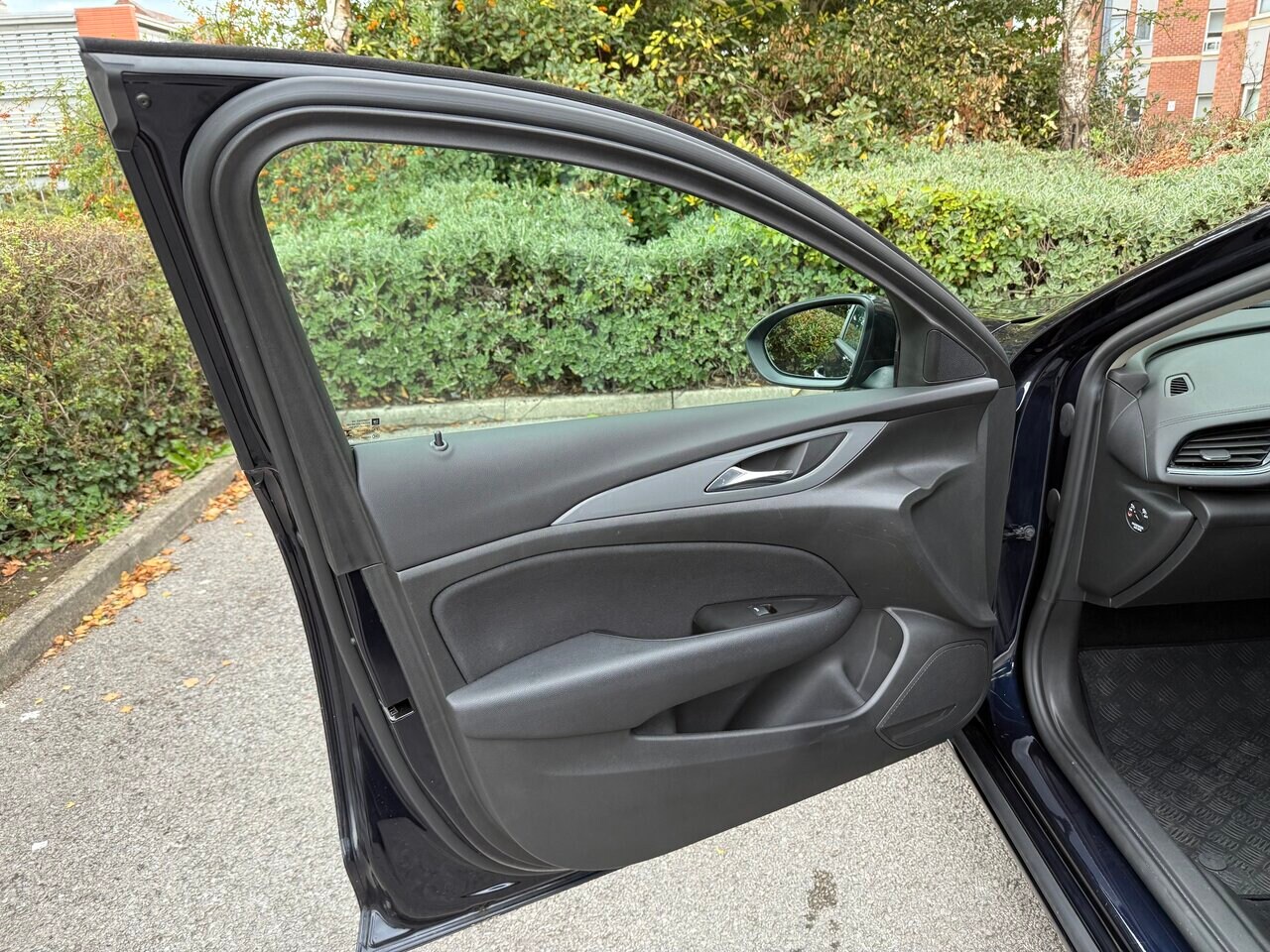 Used Vauxhall Insignia 2018 for sale - 78150194: Photo 39