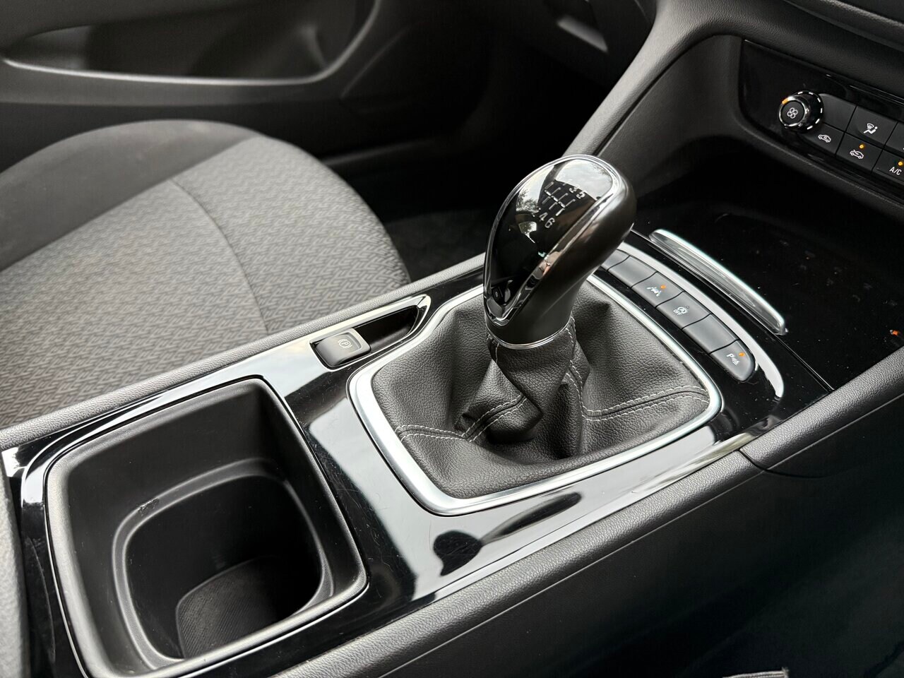 Used Vauxhall Insignia 2018 for sale - 78150194: Photo 64