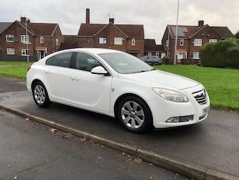 Vauxhall - Insignia
