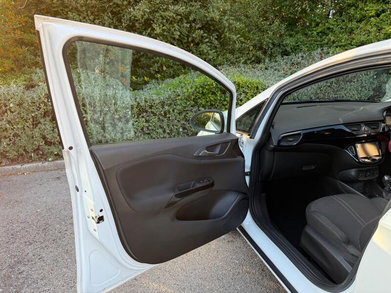 Used Vauxhall Corsa 2015 for sale - 76241531: Photo 38