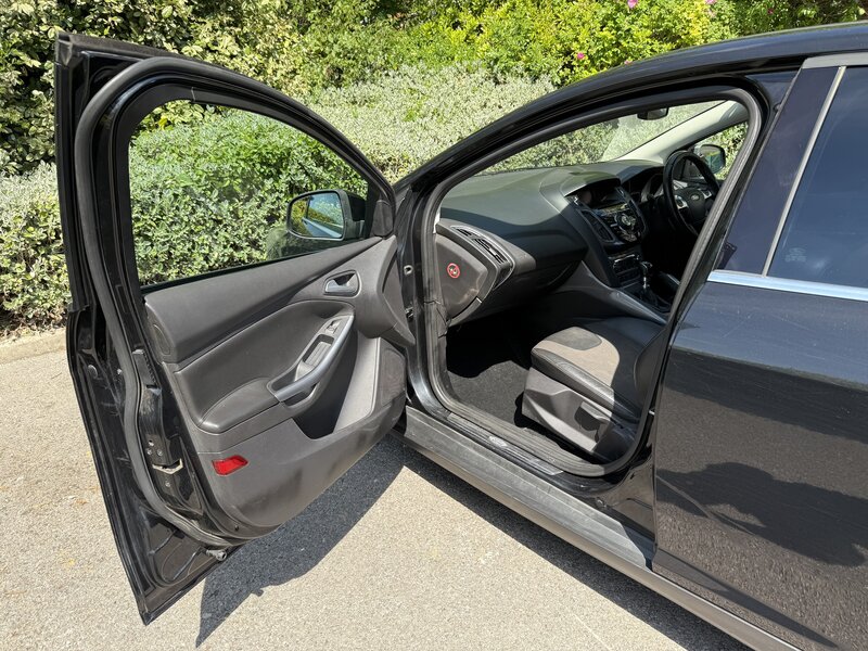 Used Ford Focus 2011 for sale - 76569341: Photo 10